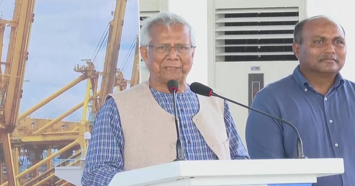 জাতির উদ্দেশে রাতে প্রধান উপদেষ্টার ভাষণ
