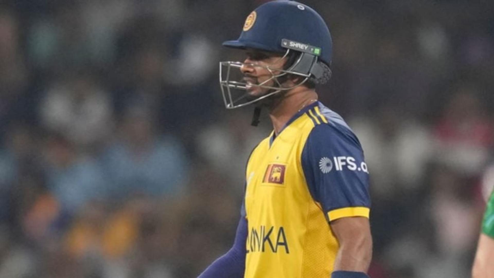 শূন্যের রেকর্ডে সবাইকে ছাড়িয়ে গেলেন শানাকা